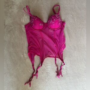 Maidenform Vibrant Pink Lace Bustier - size 34B